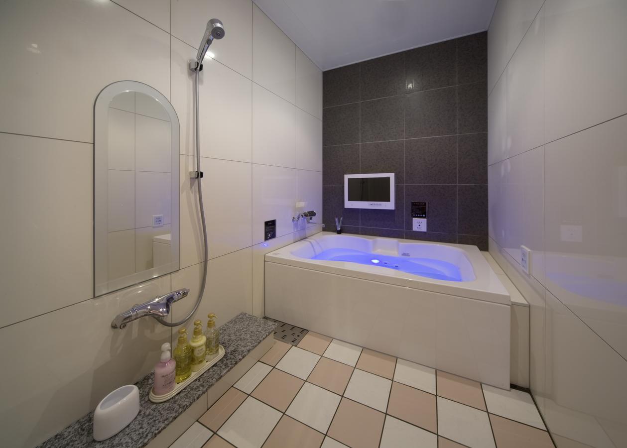 Jewel Hotel Luxury Modern (Adults Only) Miyoshi  Extérieur photo