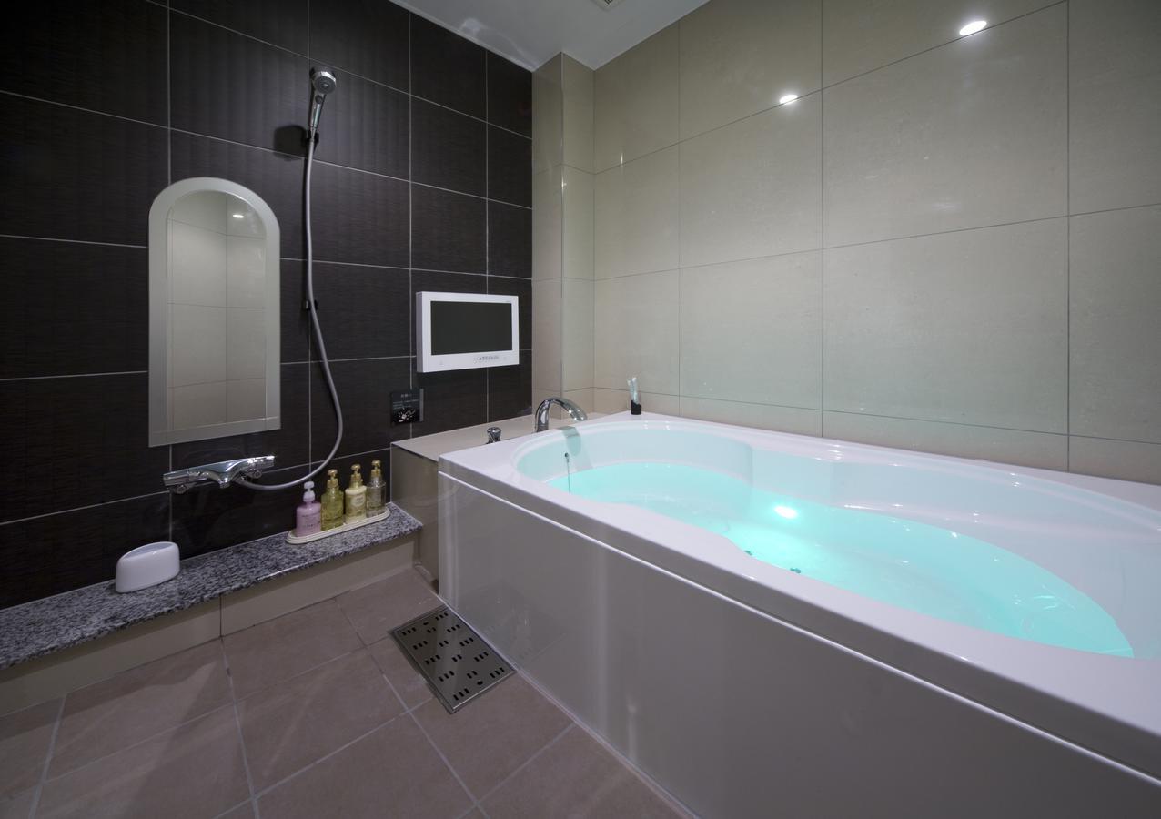Jewel Hotel Luxury Modern (Adults Only) Miyoshi  Extérieur photo